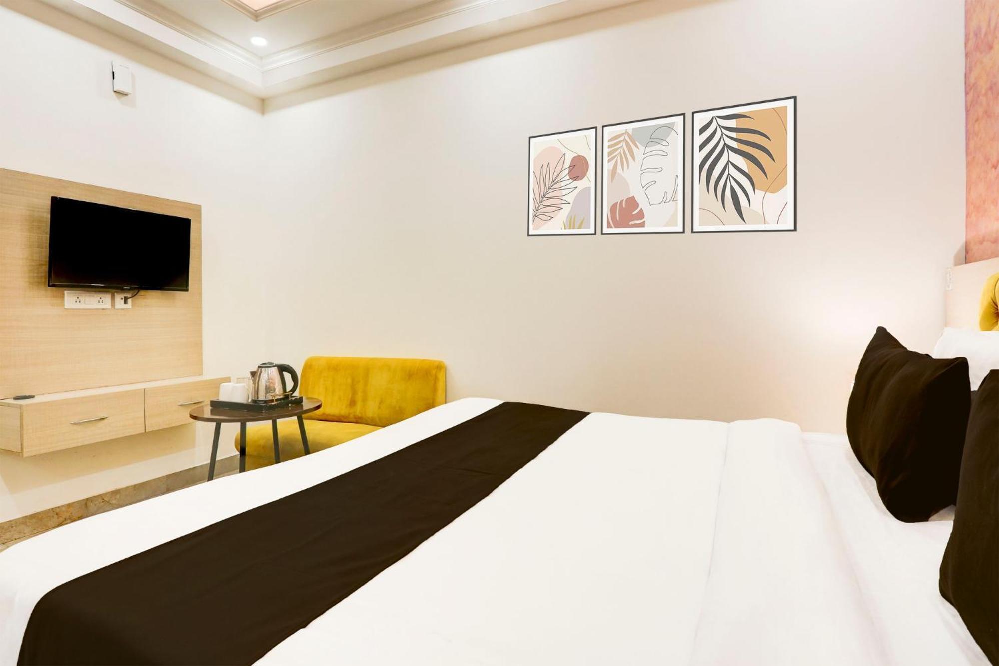 Super Townhouse Eden Garden Zirakpur Ξενοδοχείο Εξωτερικό φωτογραφία